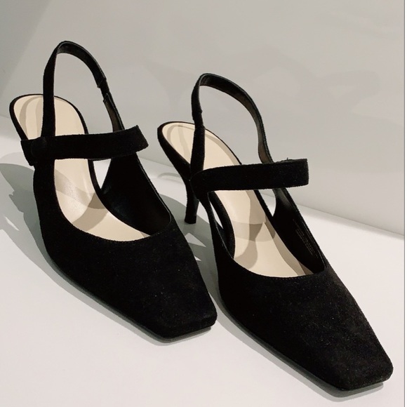 Charles and Keith kitten heels - Picture 4 of 4